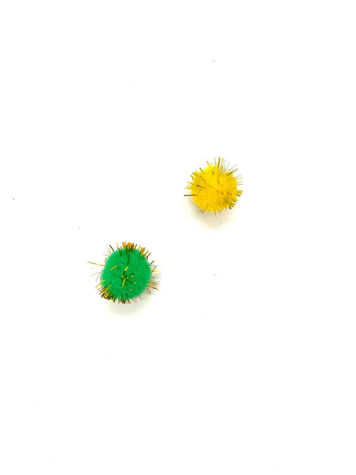 POMPON METALIZADO DE 1.5cm