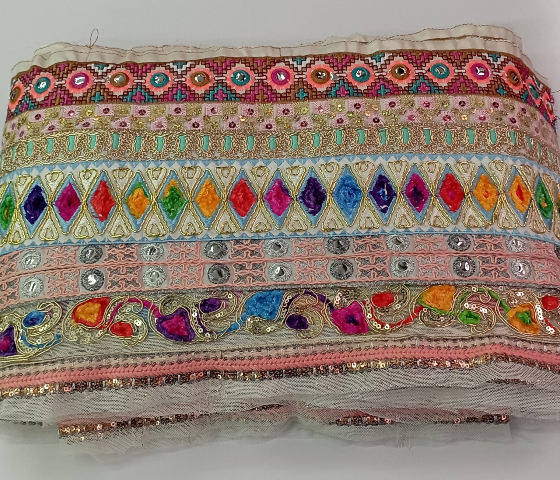 FESTON HINDU 24 CM X 1 METRO