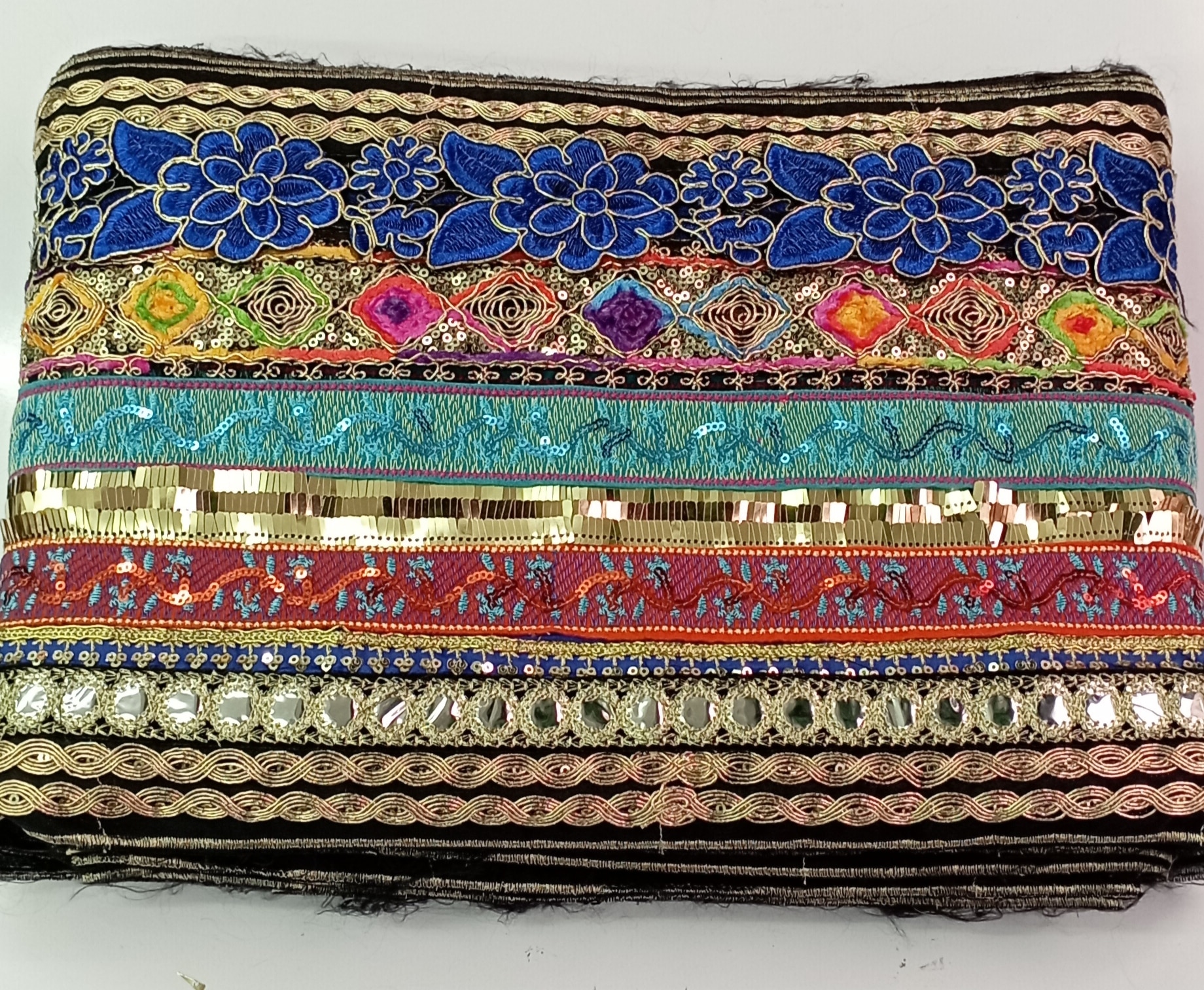FESTON HINDU 26 CM
