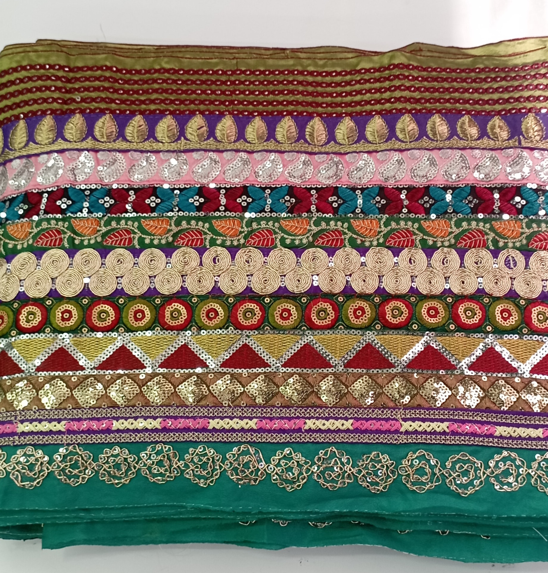 FESTON HINDU 30 CM X 1 METRO