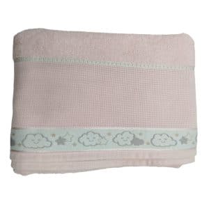 TOALLA BAÑO – NUBES ROSADAS