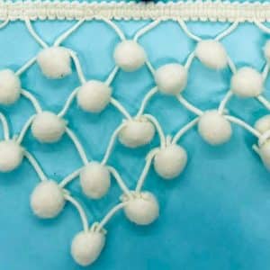 POMPON ESCALERA – CRUDO